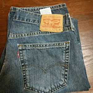 Levis Mens 559